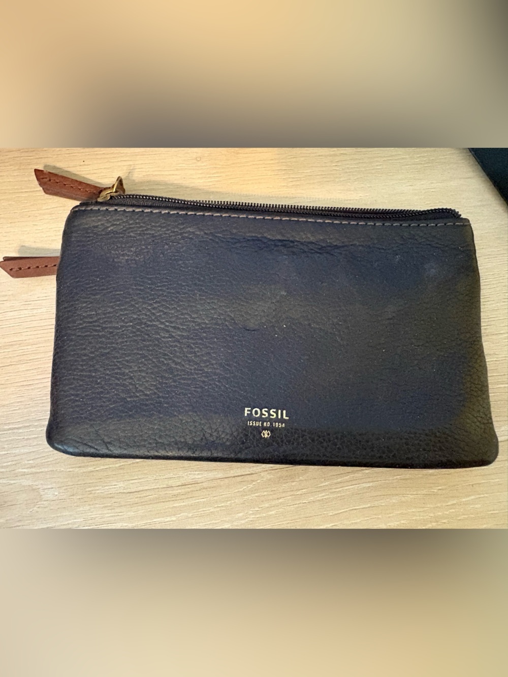 Fossil Black Leather Zip Pouch wallet